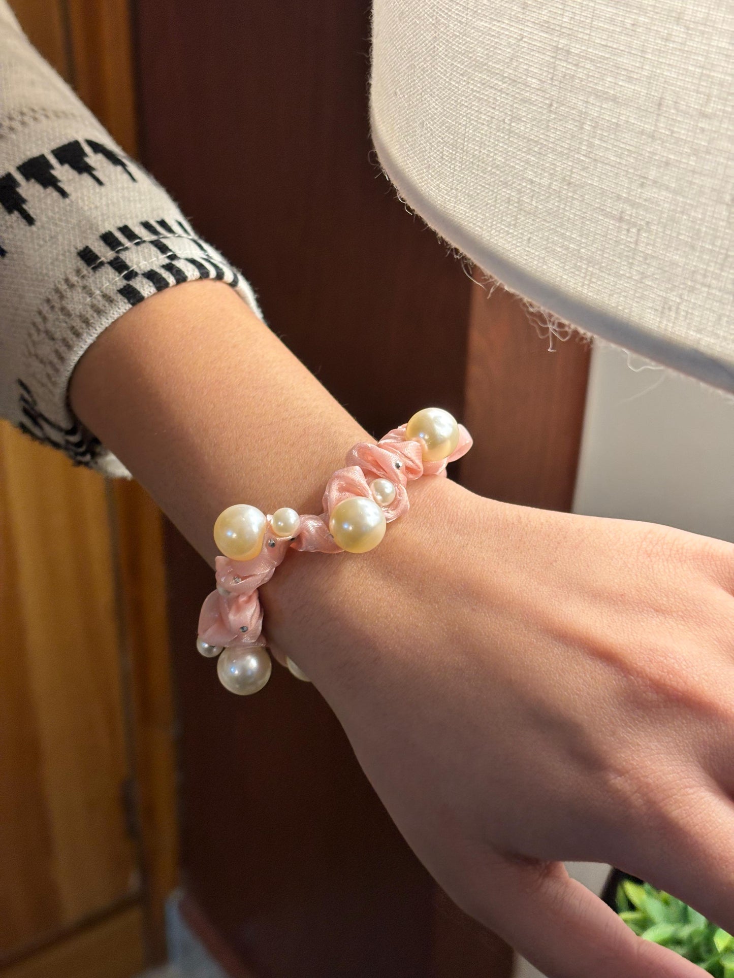 30-Piece Luxury Gift Hamper – “A Perfect Surprise for Her"